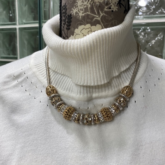 Necklaces - Picture 15 of 15